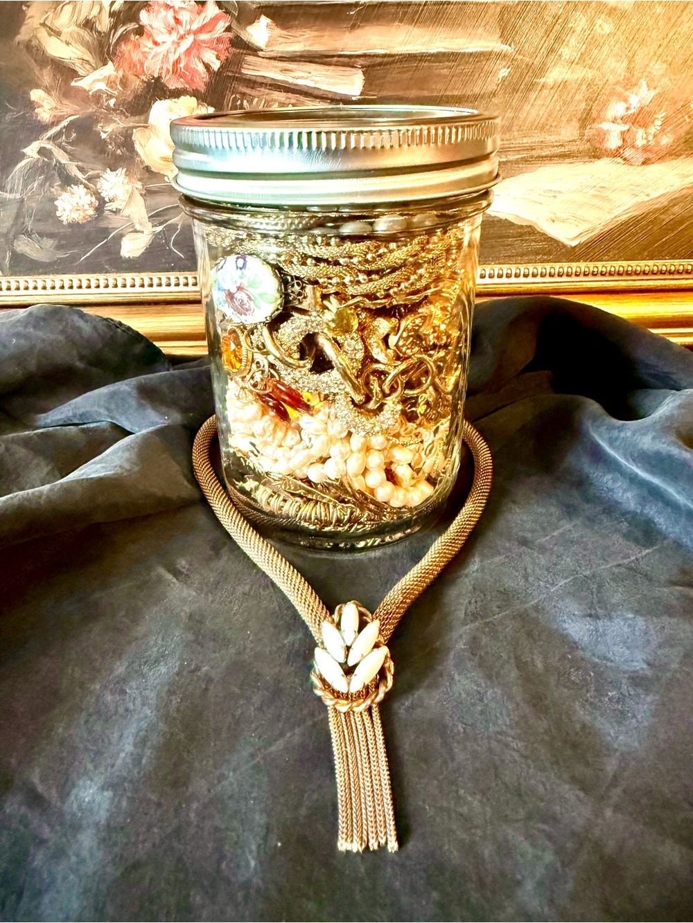 Vintage Mystery Jewelry Jar - Golden Night ๐๐ค๐๐ค - Picture 3 of 7